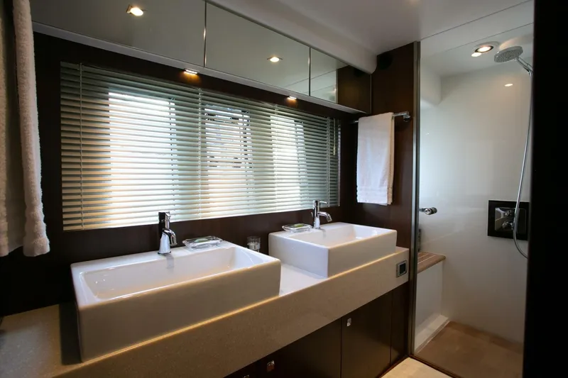 Slide: The Image of Fairline Squadron 65 2014 - 5316212