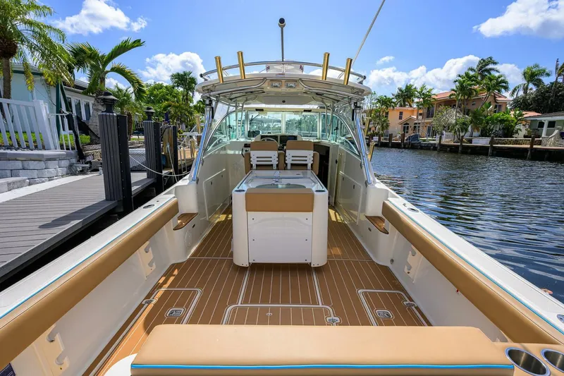 Slide: The Image of Cockpit 34 Pursuit Drummond Runner Nauti-Hooker - 5316291