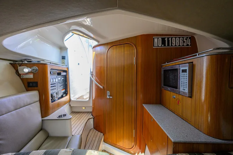 Slide: The Image of Cabin 34 Pursuit Drummond Runner Nauti-Hooker - 5316273