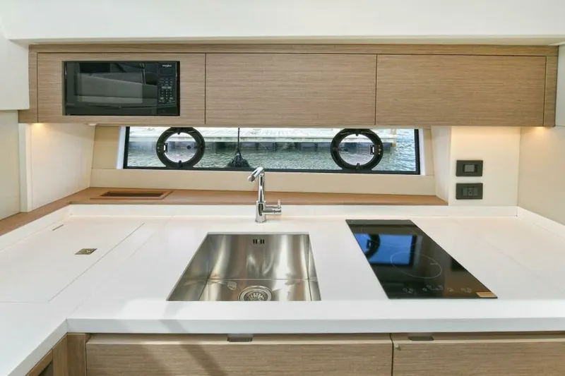 Slide: The Image of Pardo GT52 2026 - 5317491