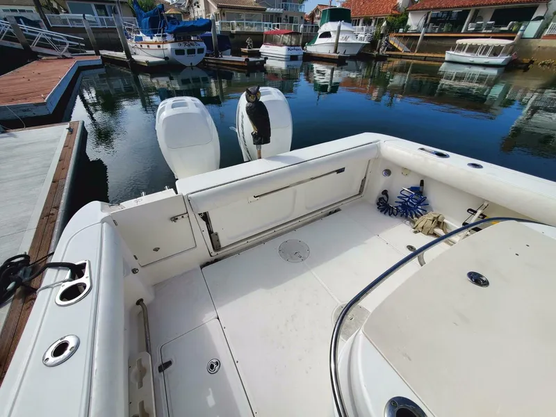 Slide: The Image of Boston Whaler Outrage 2015 - 5317907