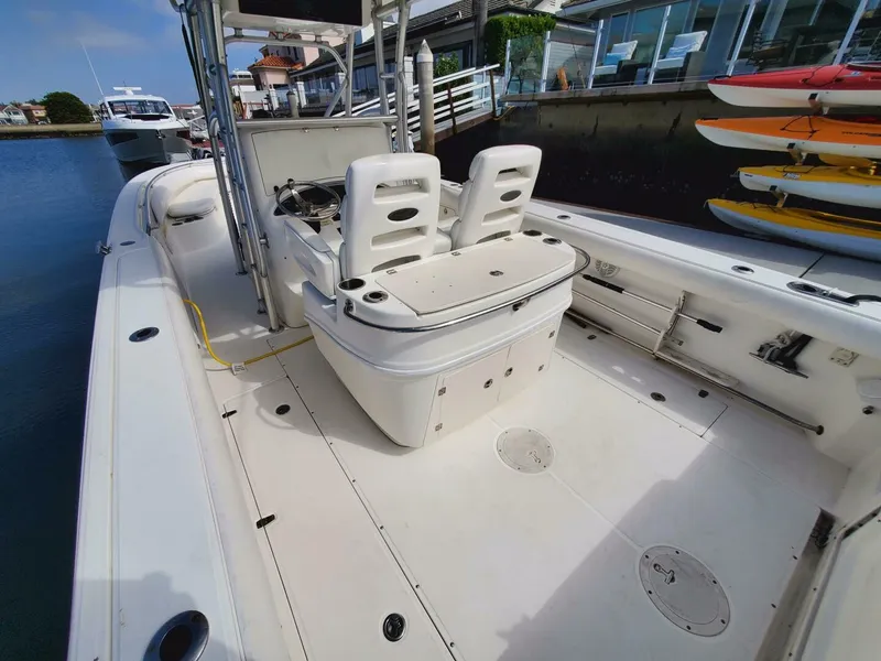 Slide: The Image of Boston Whaler Outrage 2015 - 5317908