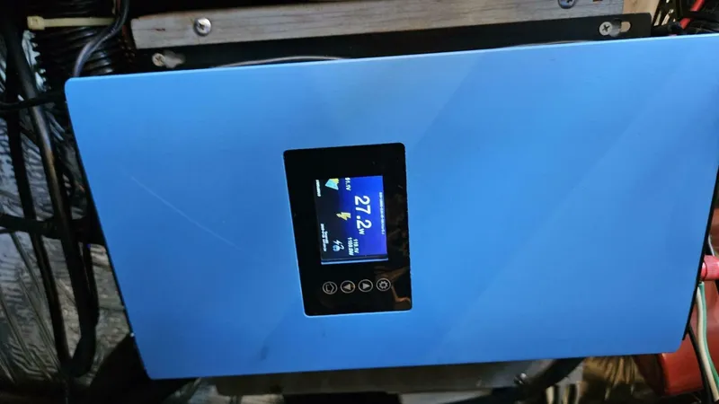 Slide: The Image of 1994 Carver 350 Mariner Power 751975 20250501094115181 38_XLARGE 1994 Carver 350 Mariner Aft Cabin - 5318935