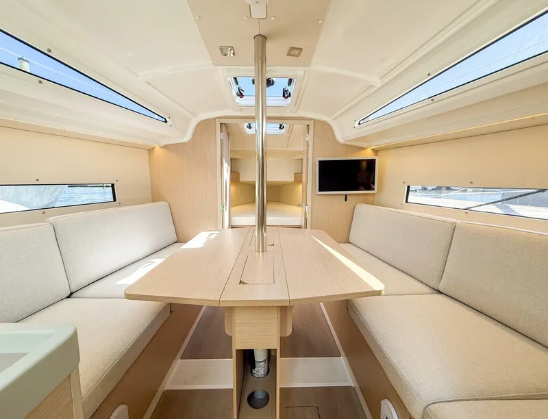 Slide: The Image of Beneteau Oceanis 30.1 2021 - 5319950