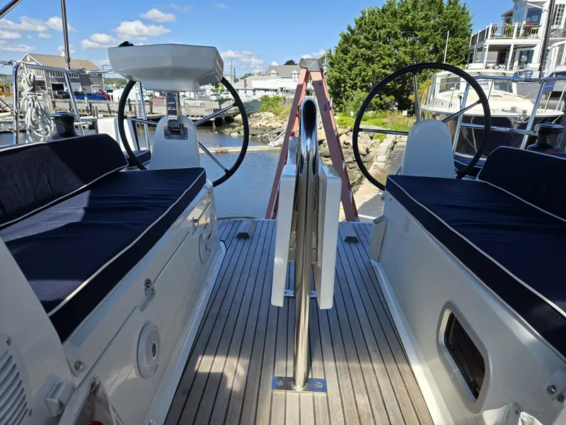 Slide: The Image of Beneteau Oceanis 30.1 2021 - 5624070