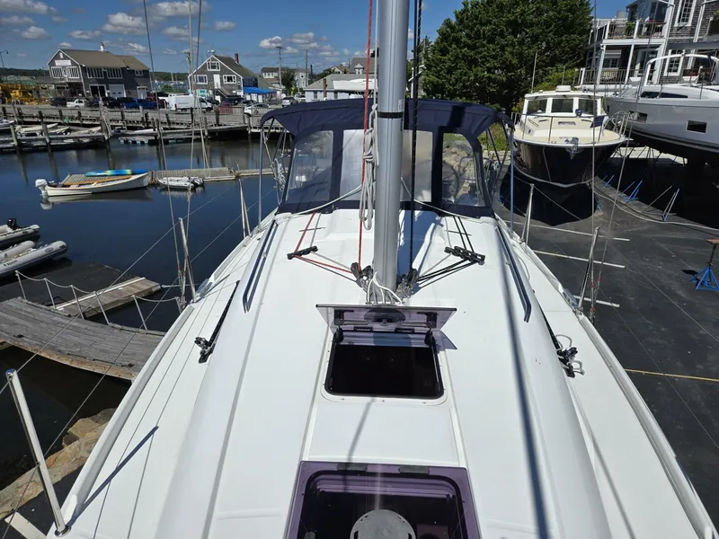 Slide: The Image of Beneteau Oceanis 30.1 2021 - 5624072