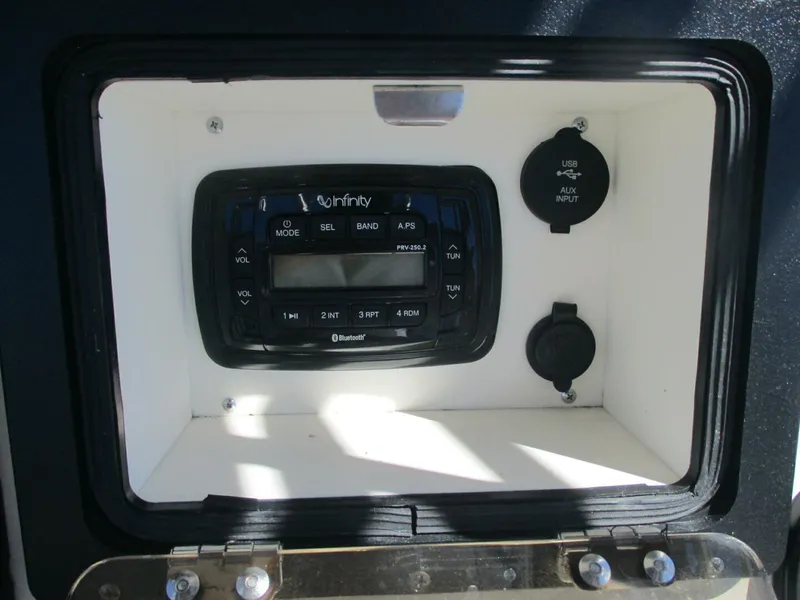 Slide: The Image of NauticStar 24 2018 - 5320054