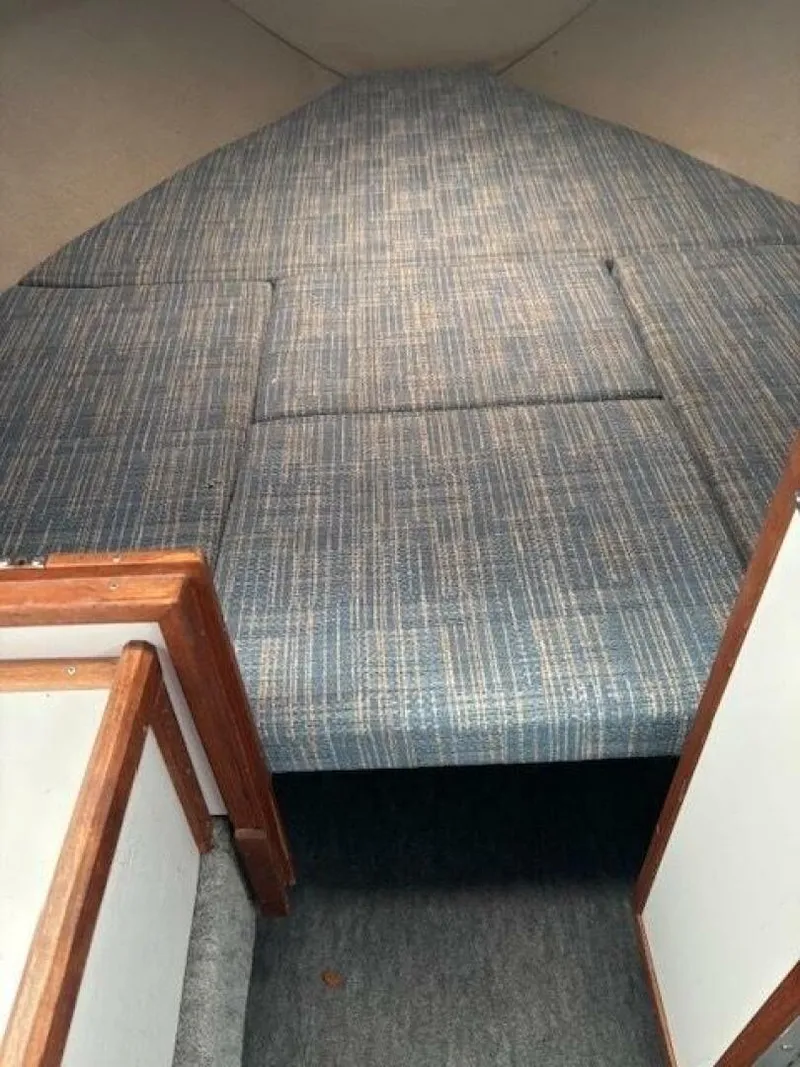 Slide: The Image of Sea Ray 20 1991 - 5320191