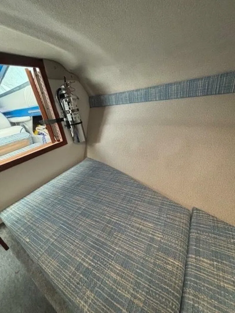 Slide: The Image of Sea Ray 20 1991 - 5320192