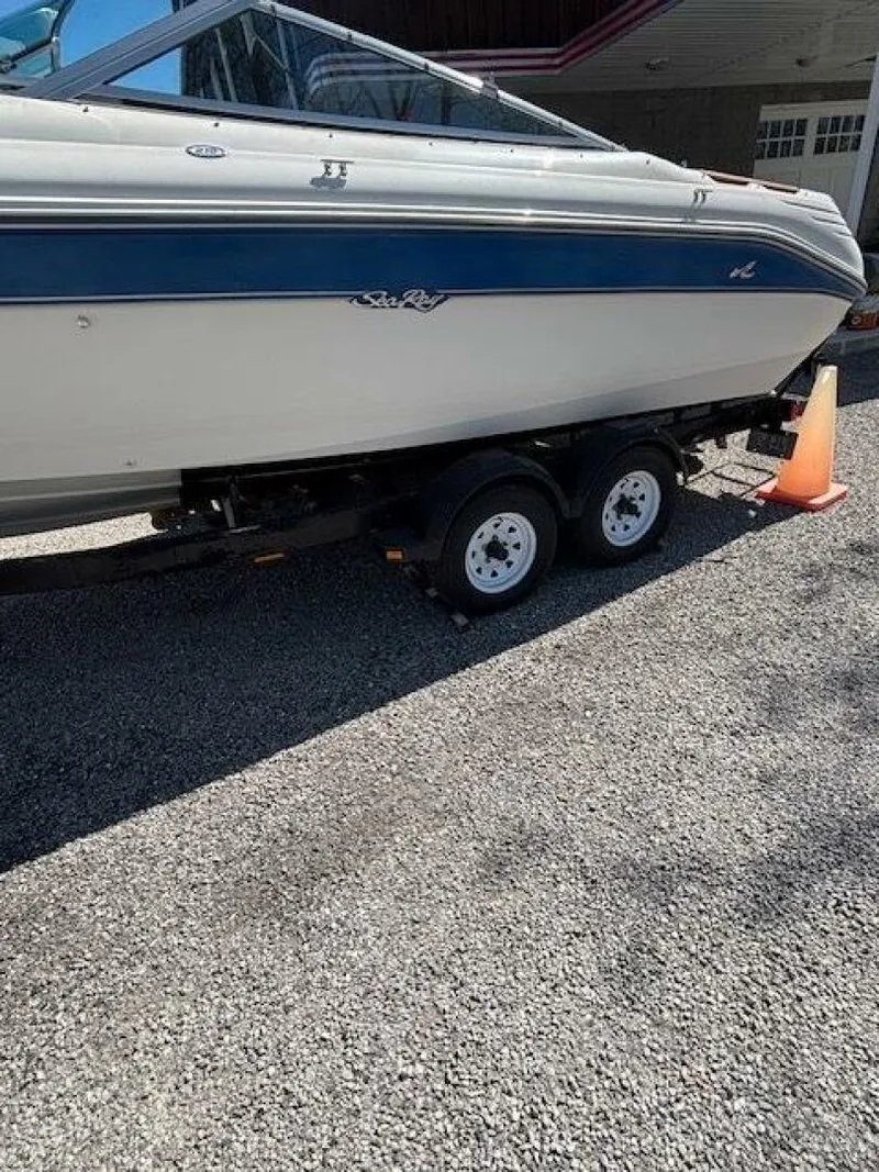 Slide: The Image of Sea Ray 20 1991 - 5320182