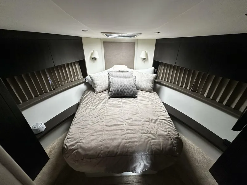 Slide: The Image of Carver C34 2013 - 5353237