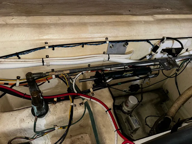 Slide: The Image of Carver Yachts C34 2013 - 5353209