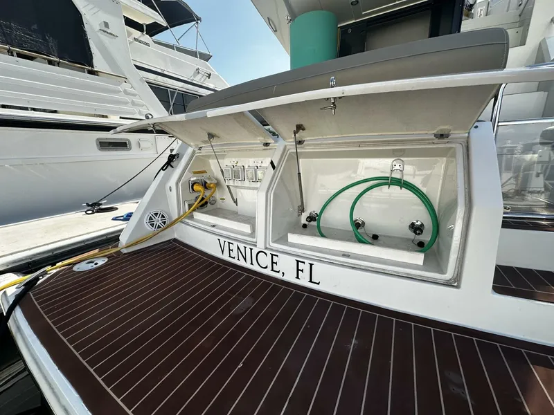 Slide: The Image of Carver Yachts C34 2013 - 5353219