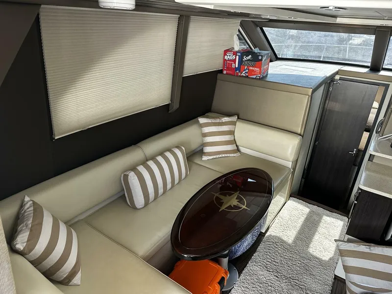 Slide: The Image of Carver Yachts C34 2013 - 5353225