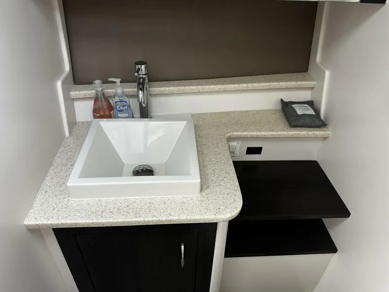 Slide: The Image of Carver Yachts C34 2013 - 5353230