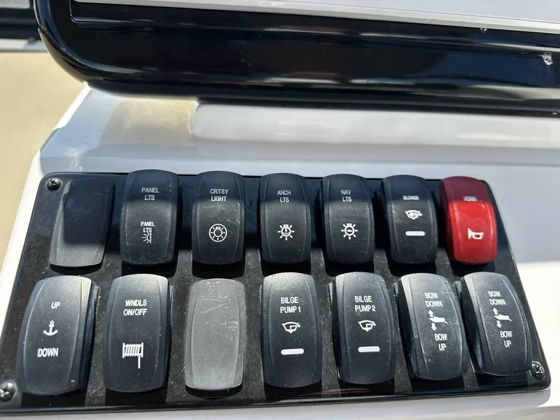 Slide: The Image of Carver Yachts C34 2013 - 5353243