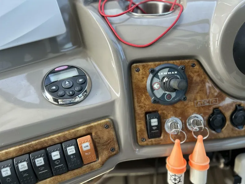 Slide: The Image of Rinker 35 2008 - 5320679