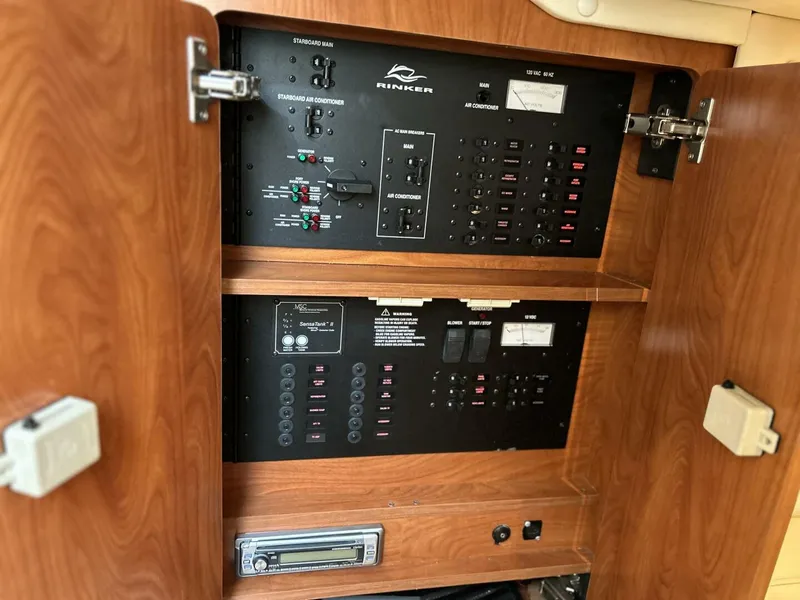 Slide: The Image of Rinker 35 2008 - 5320741