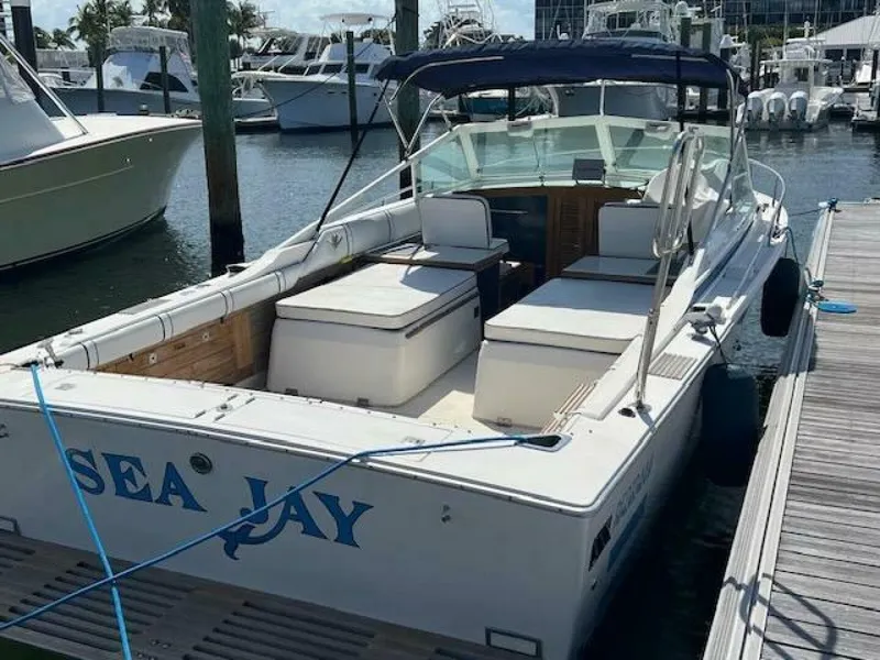 Slide: The Image of 1984 Bertram Express Moppie Power 9799450 978458853 0 190520250637 1 - 5320721