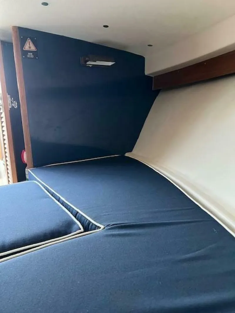 Slide: The Image of 1984 Bertram Express Moppie Power 9799450 978458857 0 190520250637 5 - 5320717