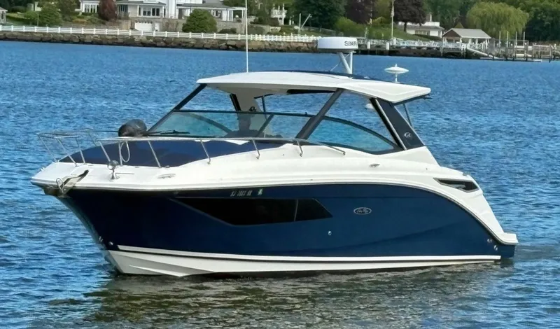 Slide: The Image of Sea Ray 320 Sundancer 2020 - 5322098