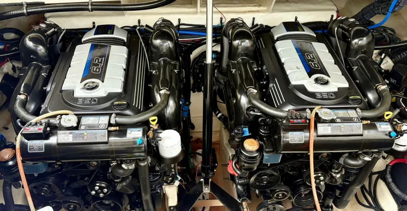 Slide: The Image of Sea Ray 320 Sundancer 2020 - 5322097