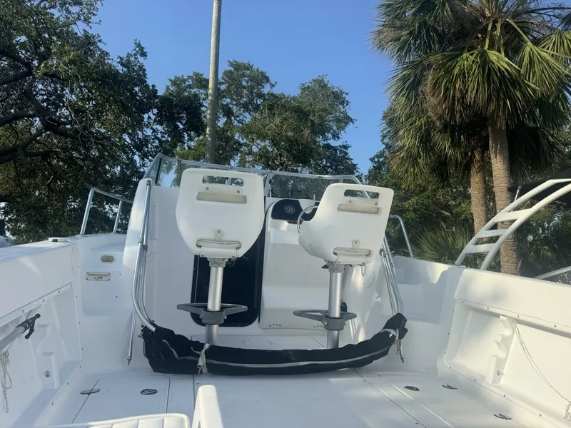 Slide: The Image of Angler 220 Walkaround 2004 - 5322484