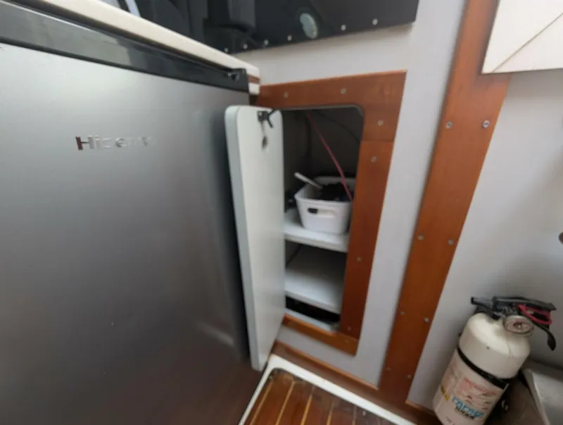 Slide: The Image of Luhrs Alura 35 1988 - 5354081