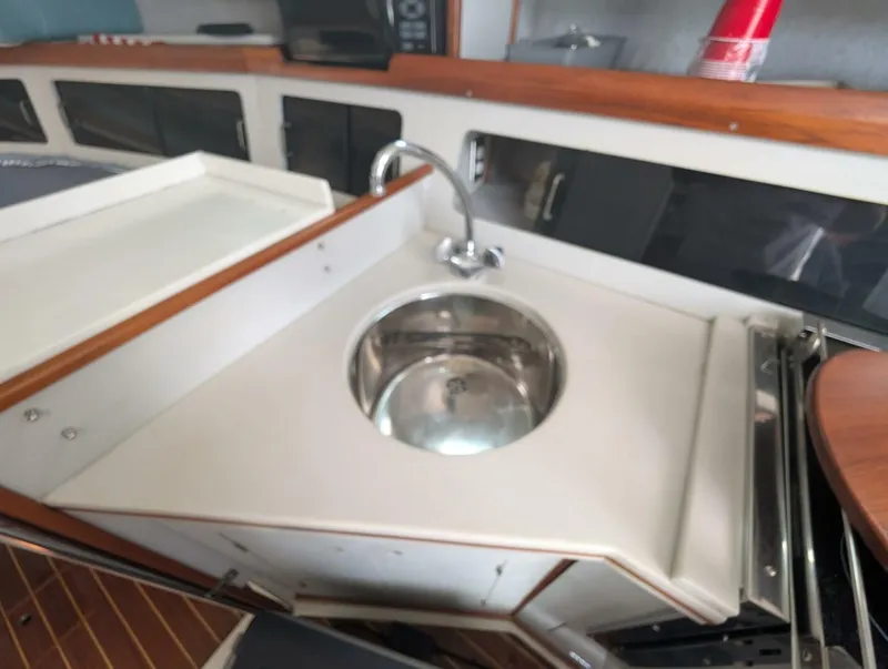 Slide: The Image of Luhrs Alura 35 1988 - 5354088