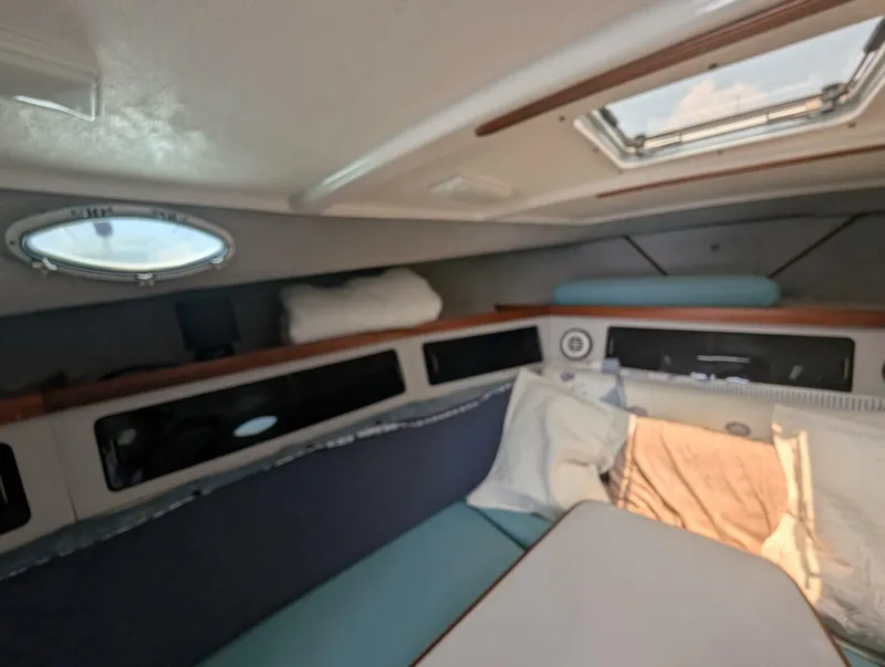 Slide: The Image of Luhrs Alura 35 1988 - 5354107