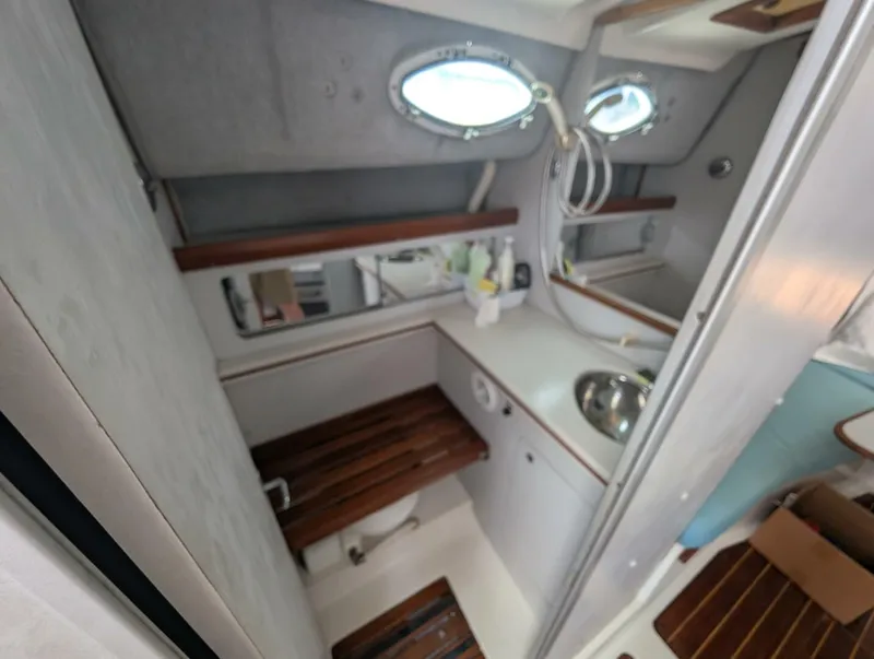 Slide: The Image of Luhrs Alura 35 1988 - 5354115