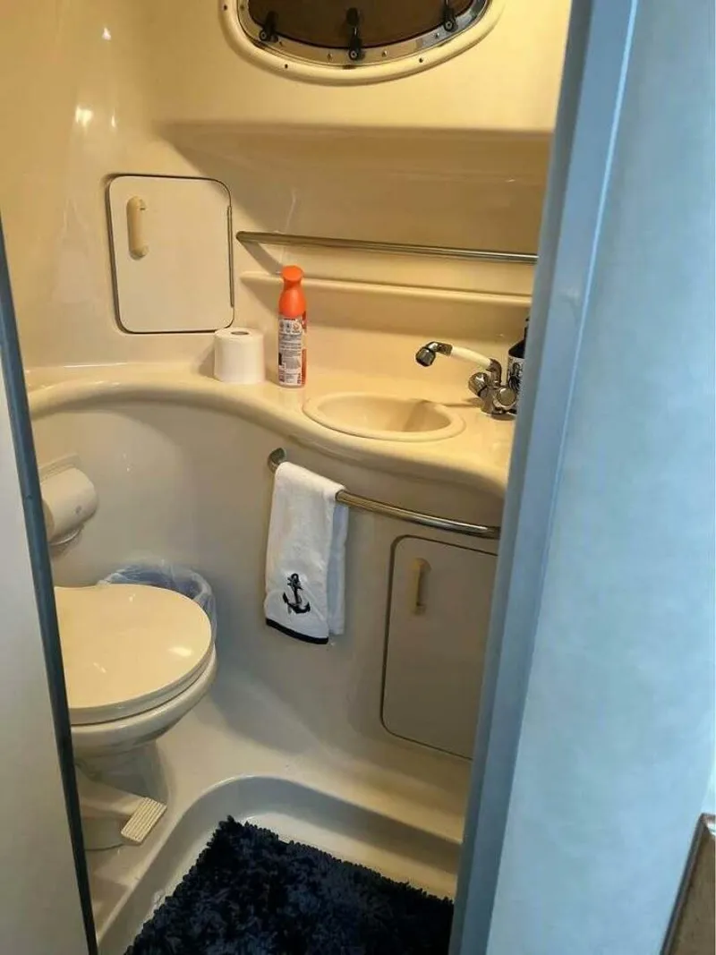 Slide: The Image of Sea Ray 330 Express Cruiser 1996 - 5357343