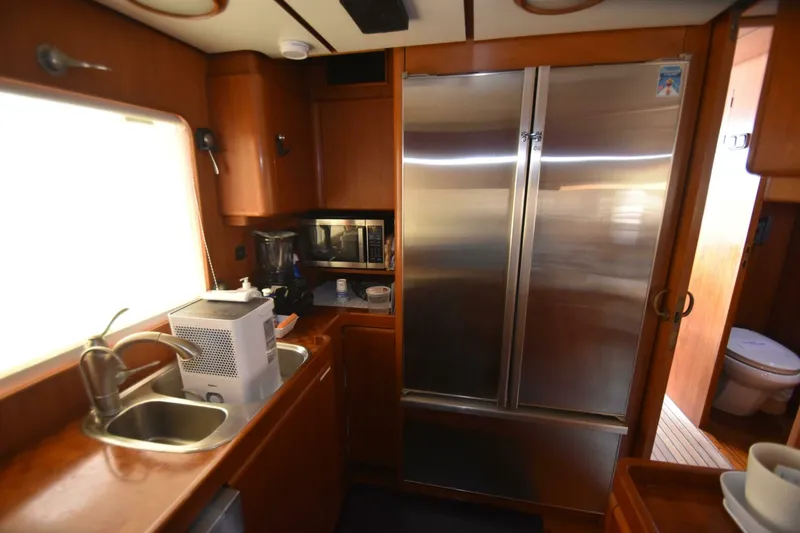 Slide: The Image of 1987 Jongert 78 Motor Yacht Power 9800998 978613220 0 200520250853 21 - 5327505