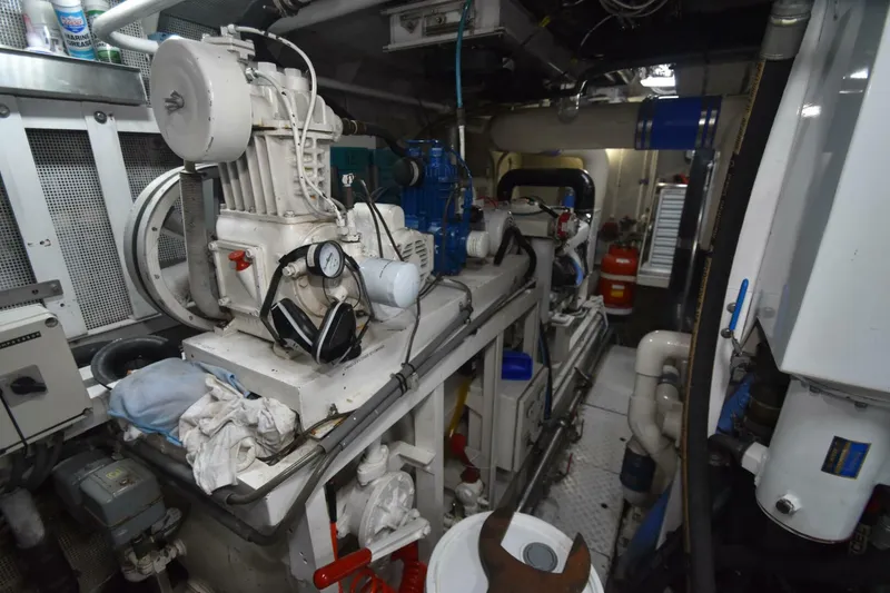 Slide: The Image of 1987 Jongert 78 Motor Yacht Power 9800998 978613236 0 200520250857 37 - 5327496