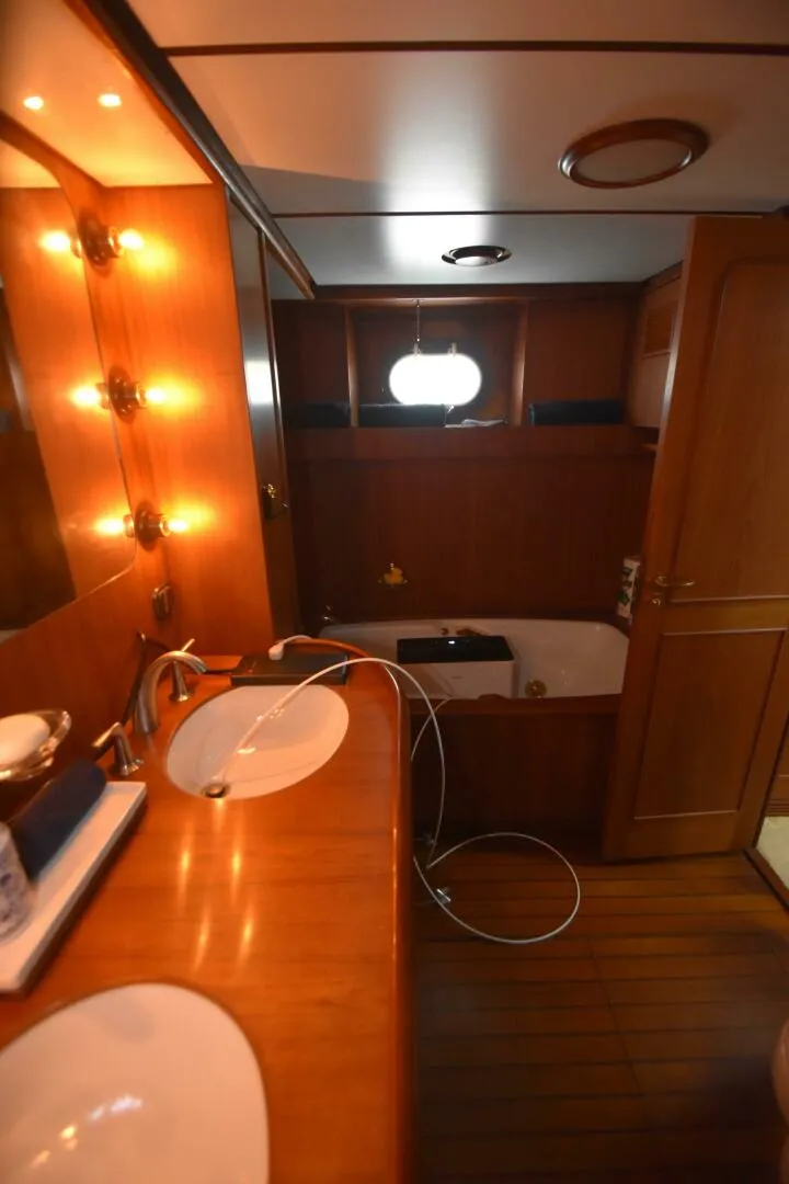 Slide: The Image of 1987 Jongert 78 Motor Yacht Power 9800998 978613253 0 200520250902 54 - 5327487