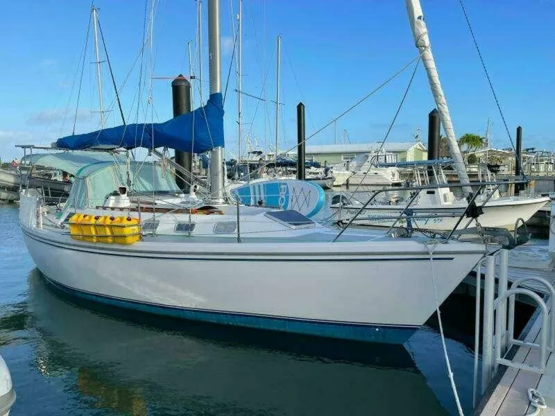 Slide: The Image of Catalina 34 1989 - 5354205