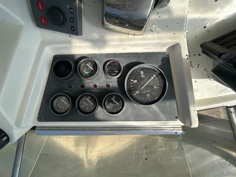 Slide: The Image of Tiara 3300 Flybridge 1989 - 5324405