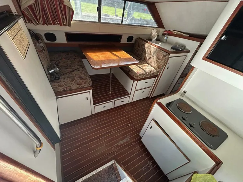 Slide: The Image of Tiara 3300 Flybridge 1989 - 5324414