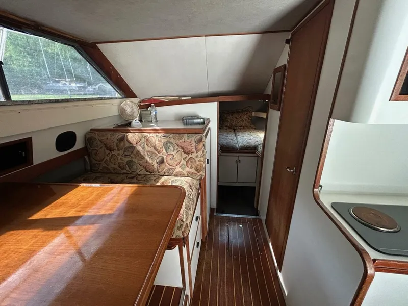 Slide: The Image of Tiara 3300 Flybridge 1989 - 5324418