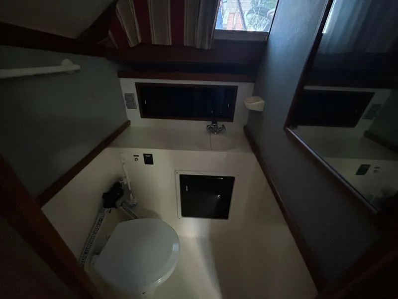 Slide: The Image of Tiara 3300 Flybridge 1989 - 5324420