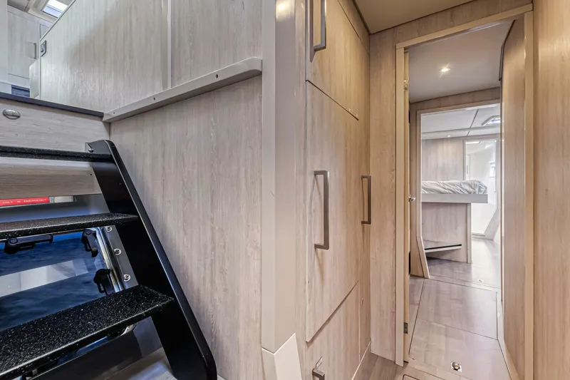 Slide: The Image of Leopard 58 2016 - 5324540