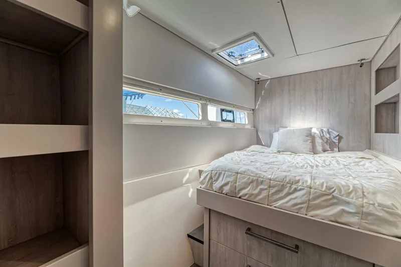 Slide: The Image of Leopard 58 2016 - 5324590