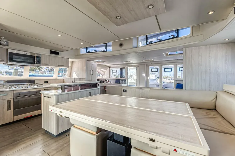 Slide: The Image of Leopard 58 2016 - 5324455