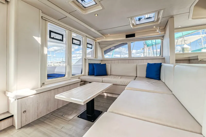 Slide: The Image of Leopard 58 2016 - 5324475