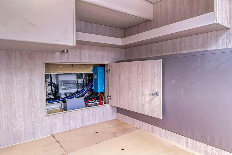 Slide: The Image of Leopard 58 2016 - 5324438