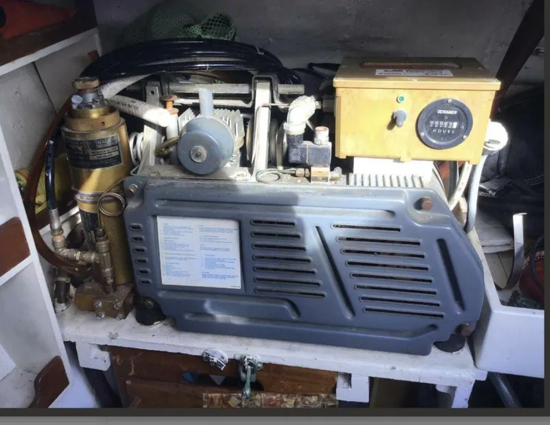 Slide: The Image of Nautical Development 56 1985 - 5327631