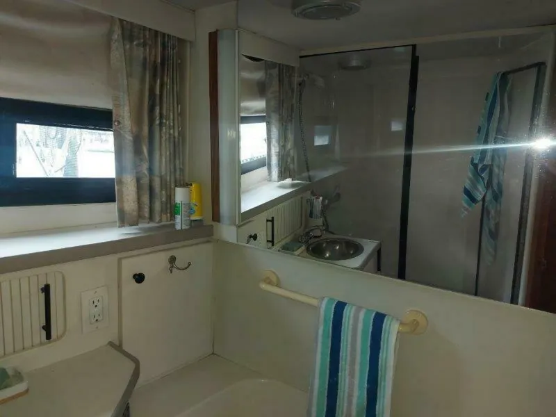 Slide: The Image of Carver 39 1993 - 5325341