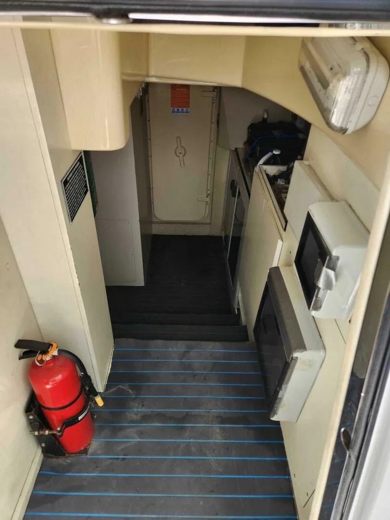 Slide: The Image of Azimut Flybridge 2014 - 5352105