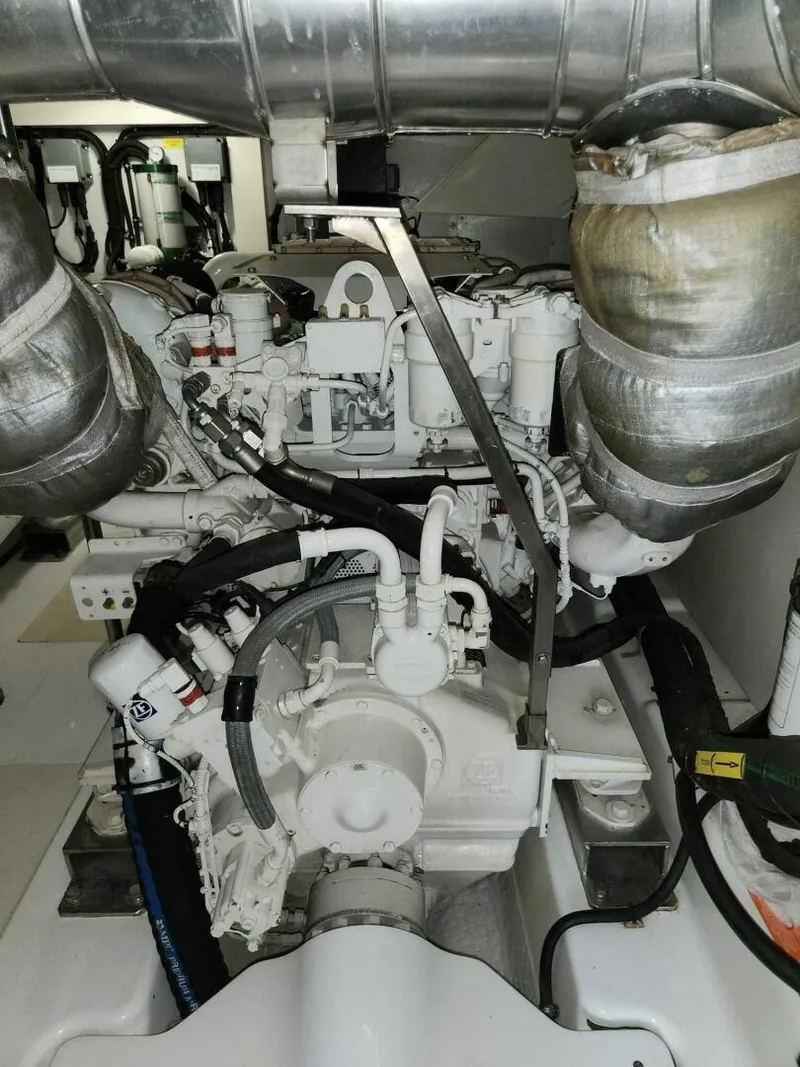 Slide: The Image of Azimut Flybridge 2014 - 5352111