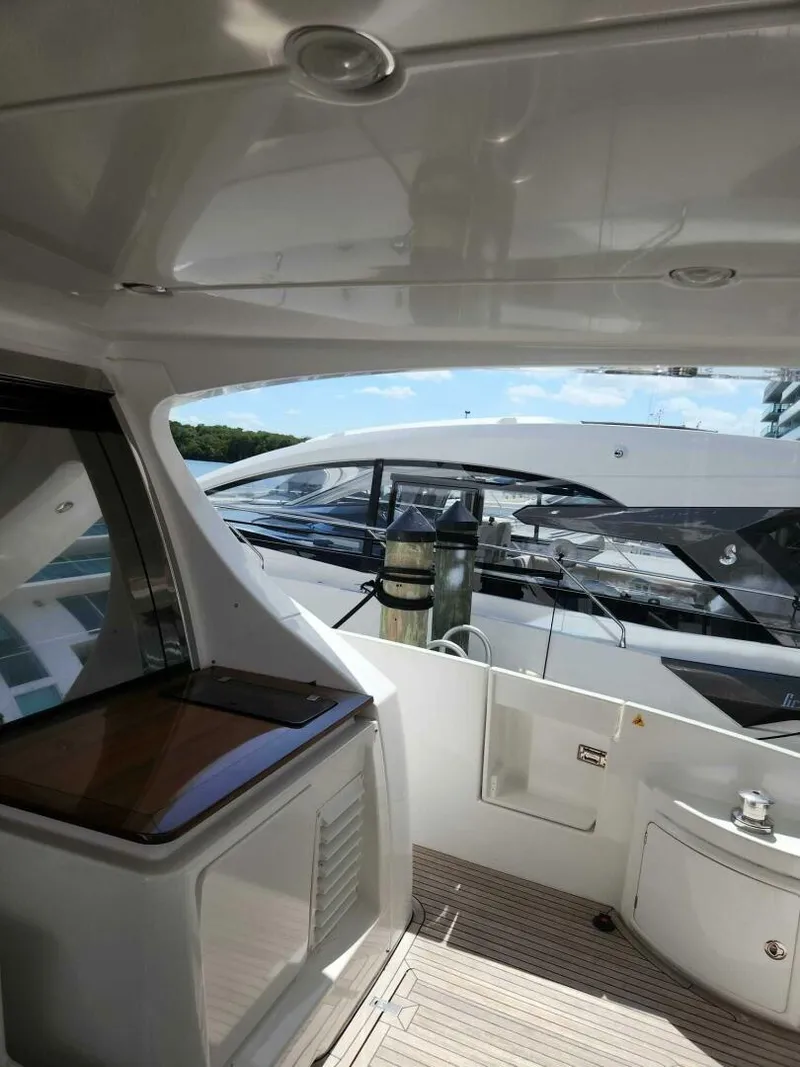 Slide: The Image of Azimut Flybridge 2014 - 5352022